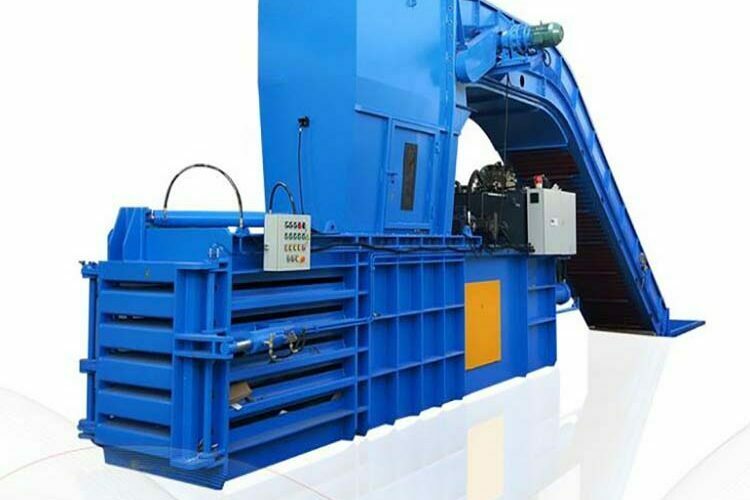 horizontal bailing machine