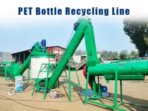 Usine de recyclage de bouteilles PET