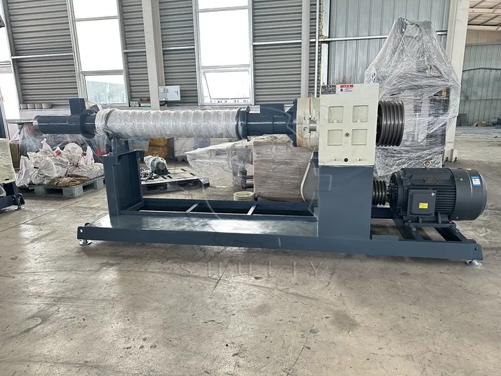 Plastic granulator in packaging