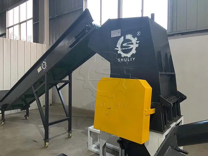 Conveyor Belt Connection to Plastic Film Crusher