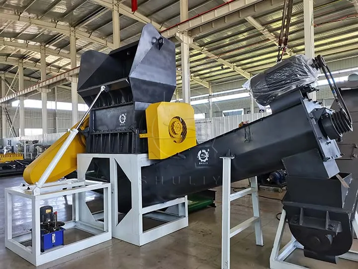 plastic bag shredder in the factory